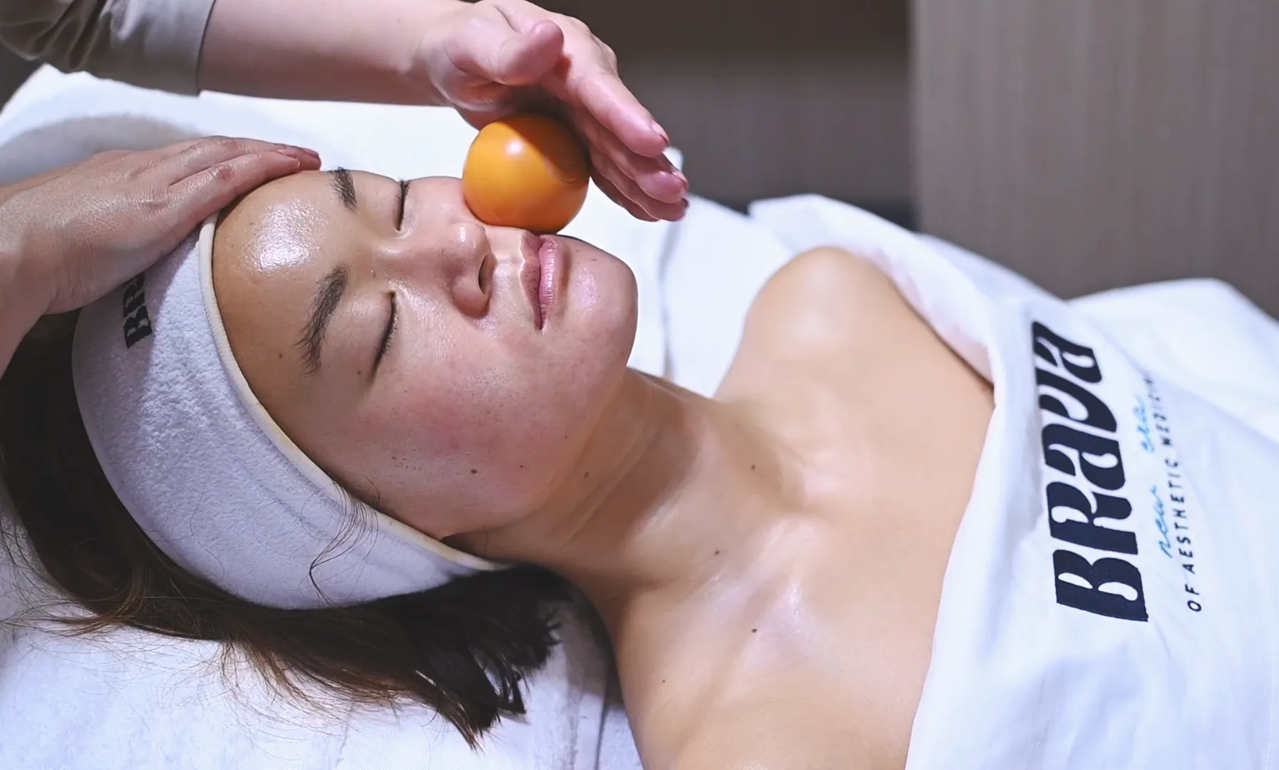 Trabajo manual y sensorial del protocolo Brava Gym Face